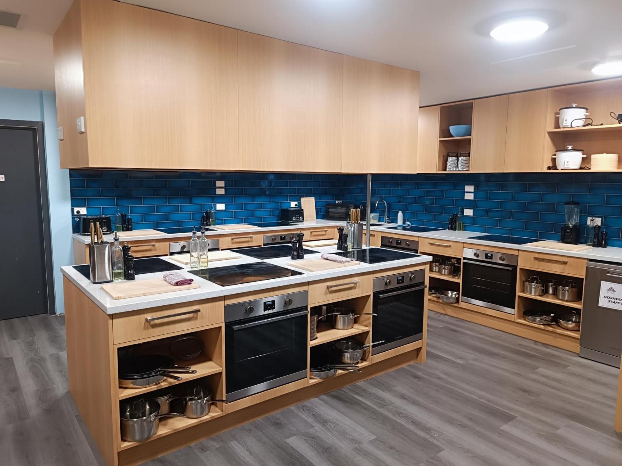 Urbanz Hostel Christchurch Luaran gambar The kitchen at the University of New South Wales