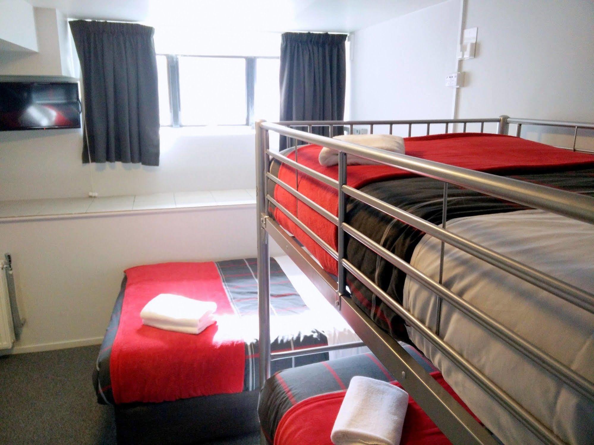 Urbanz Hostel Christchurch Luaran gambar A typical room at the hotel